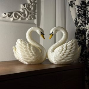Swan Couple Lamp